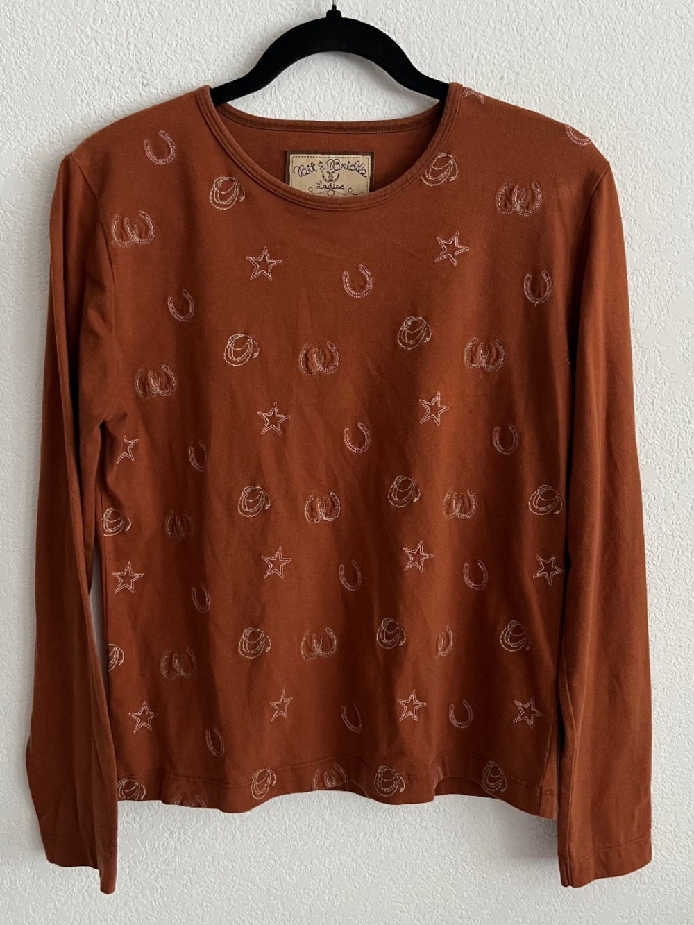 Bit & Bridle Embroidered Western Horseshoe Print Long Sleeve Shirt